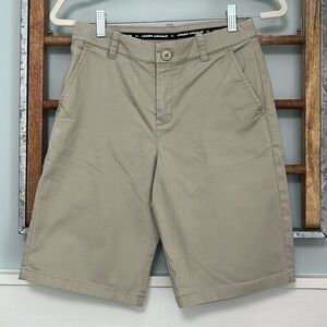 Boys Under Armour uniform shorts size 14 khaki